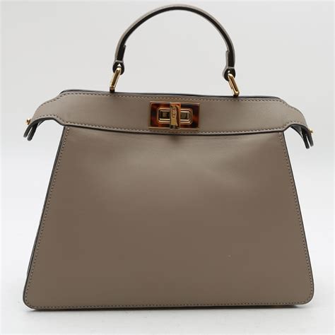 bolso fendi peekaboo|Fendi peekaboo second hand.